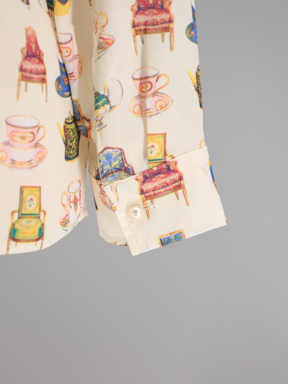 TALBOTS Teacup Novelty Print Long-Sleeve Scoop Neck Top Size LP - Picture 5 of 7
